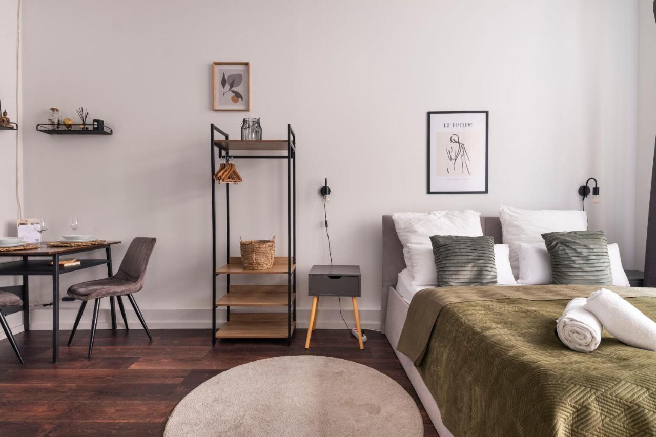 Central Apartment In Heart Of Berlino Esterno foto