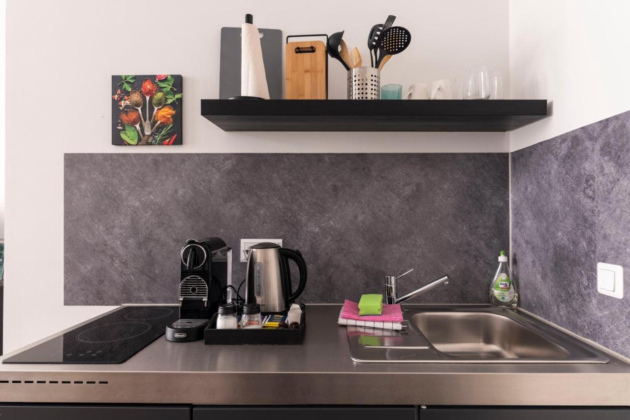Central Apartment In Heart Of Berlino Esterno foto