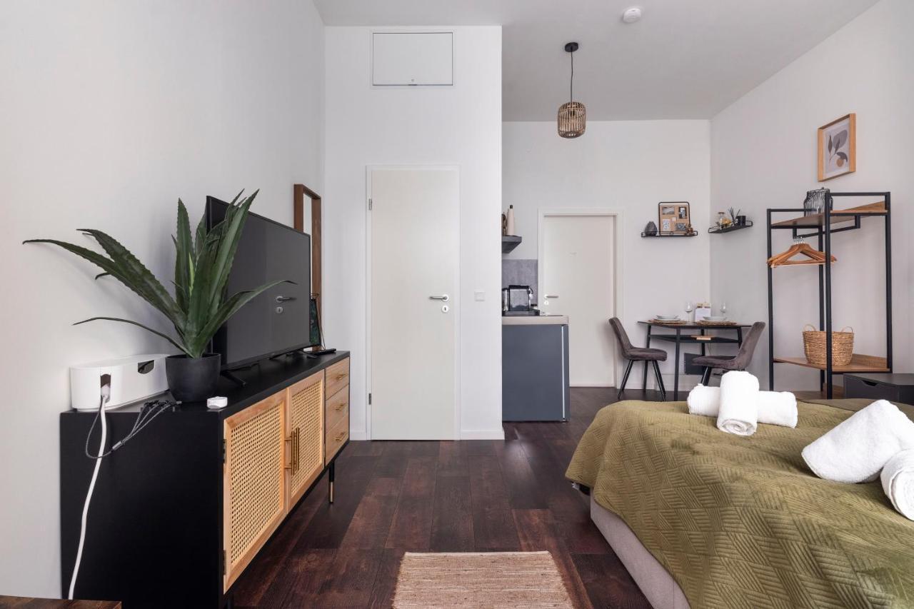 Central Apartment In Heart Of Berlino Esterno foto